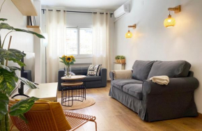 Comfortable apartment, 3 bedrooms with AC Camp Nou